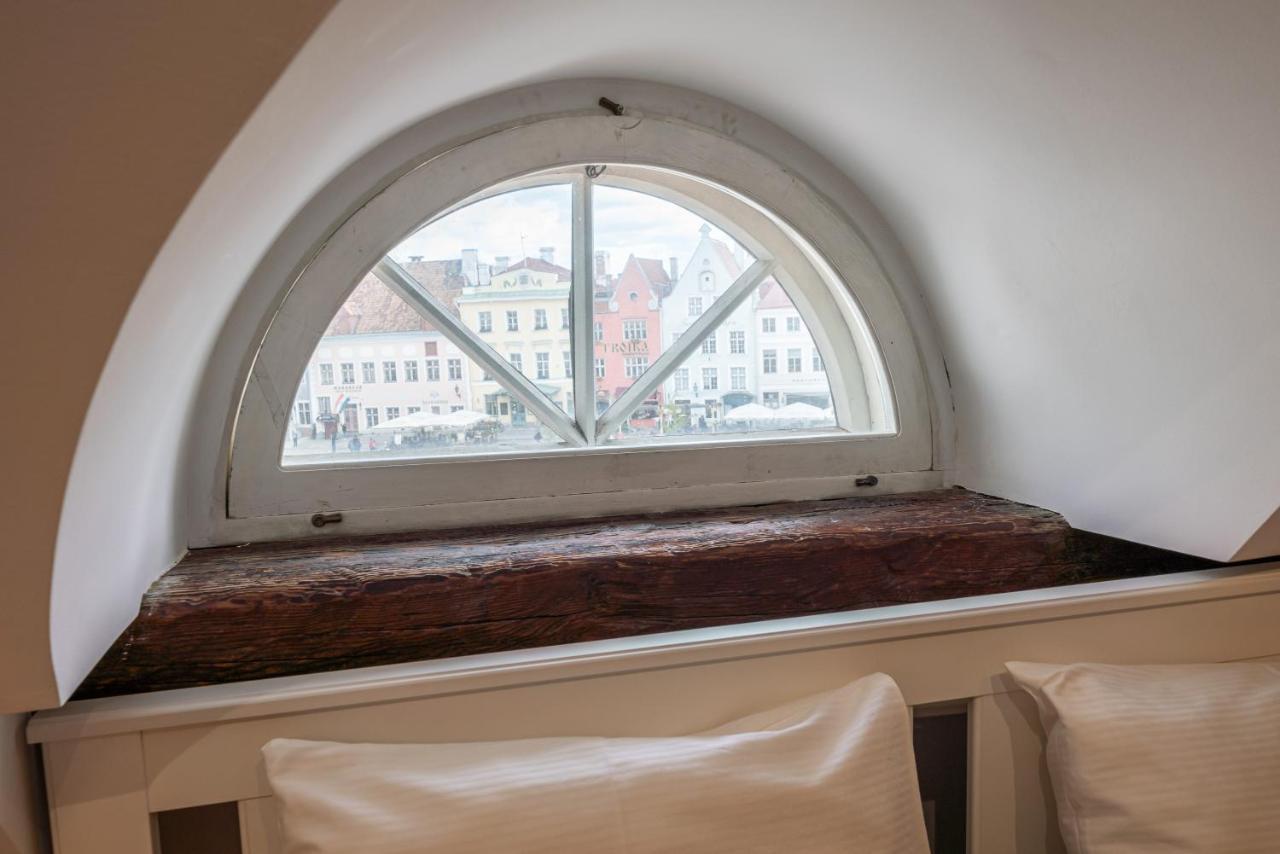 Old Town - Boutique Hall Square Apartment Tallinn Exteriör bild